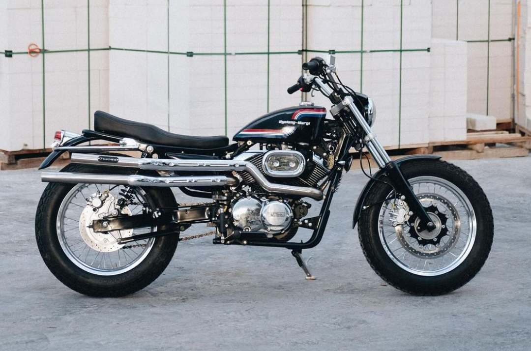 SM Sport V16 / British Chopper