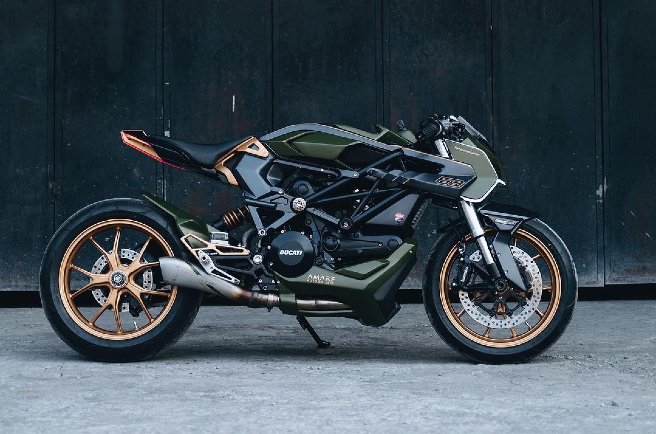 Ducati Monster / Lambo GT